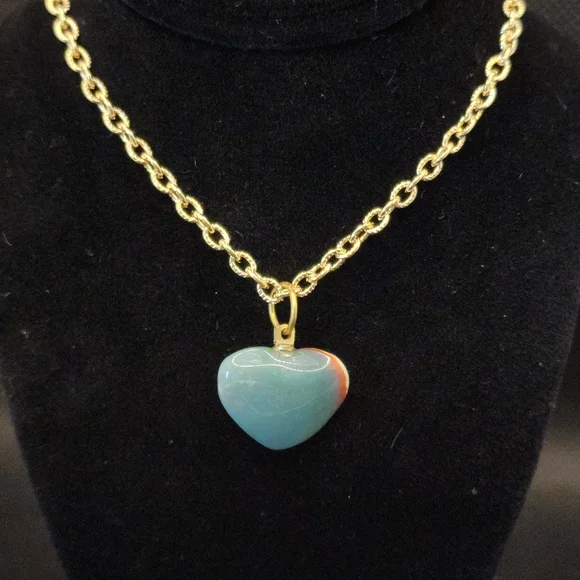 Vintage 18k Gold Plate 20" Chain Unique Hand Carved Pendant Necklace - Picture 4 of 4